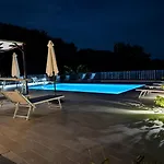 Fattoria Cristina Romantic Garden With Pool & Farm Animals In Tuscany - Fenice بيت للعطل *