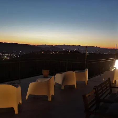 Fattoria Cristina Romantic Garden With Pool & Farm Animals In Tuscany - Fenice Castelnuovo Magra