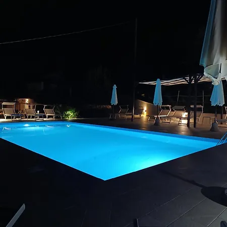 Fattoria Cristina Romantic Garden With Pool & Farm Animals In Tuscany - Fenice * كاستيلنوفو ماغرا