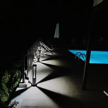 Fattoria Cristina Romantic Garden With Pool & Farm Animals In Tuscany - Fenice * كاستيلنوفو ماغرا